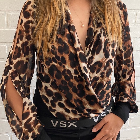 Leopard bodysuit top - Picture 6 of 9